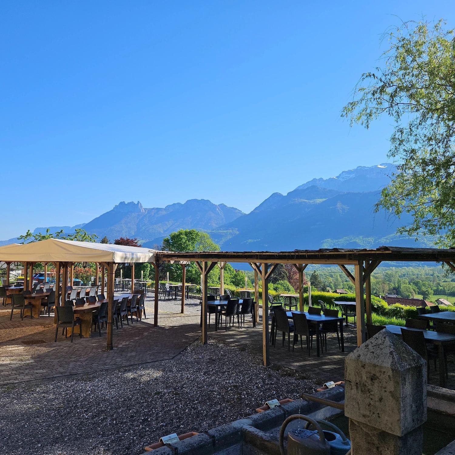 Auberge De Pontgibaud Lathuile ภายนอก รูปภาพ